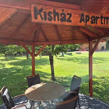 Sarreti Apartmanhaz Балатонфюред Экстерьер фото