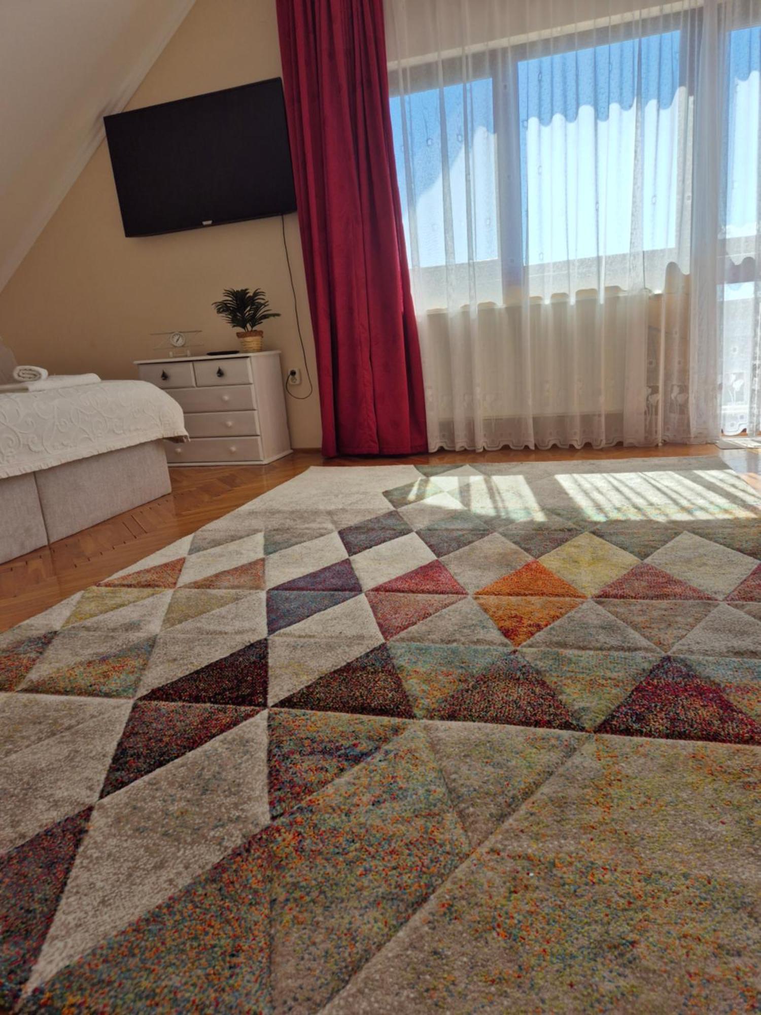 Sarreti Apartmanhaz Балатонфюред Экстерьер фото